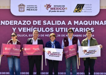Entrega Gobernadora Delfina Gómez maquinaria para bacheo y rencarpetado