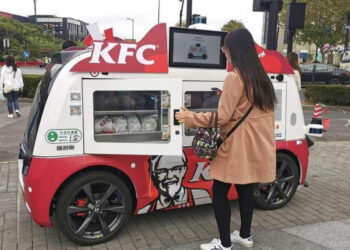Coches autónomos de KFC en Shanghái permiten comprar comida sin interacción humana