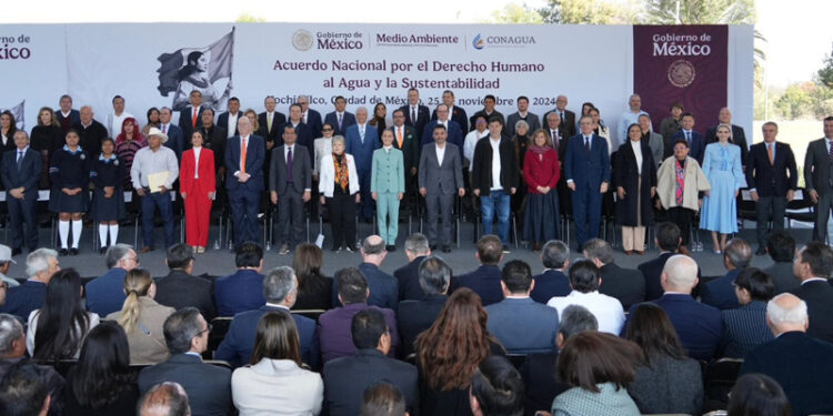 Garantizan Gobernador y Presidenta suministro de agua para Sonora