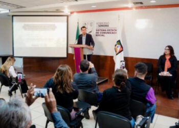 Gobernador Durazo invita a ciudadanía a disfrutar el desfile cívico, deportivo y cultural