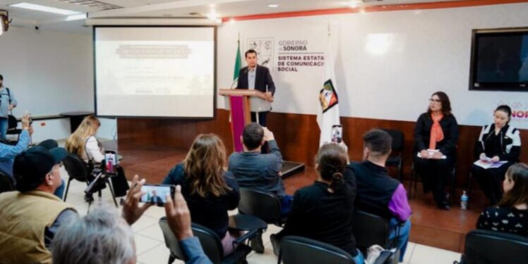 Gobernador Durazo invita a ciudadanía a disfrutar el desfile cívico, deportivo y cultural