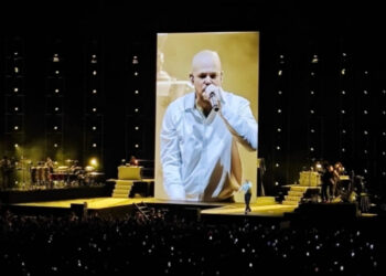 Los versos de Residente cimbran al Palacio de los Deportes