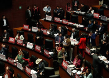 Pide Senado a la Corte no convalidar amparos contra la reforma al PJ