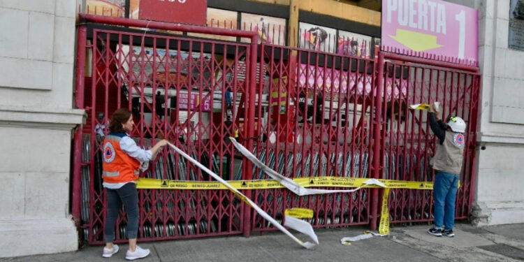 Retiran sellos de Plaza de Toros y Estadio Ciudad de los Deportes
