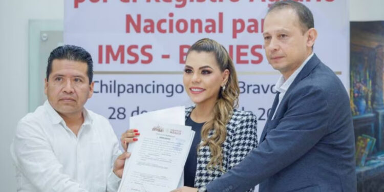 ‘Se fortalece en Guerrero el acceso a una salud digna y profesional’, afirma Evelyn Salgado
