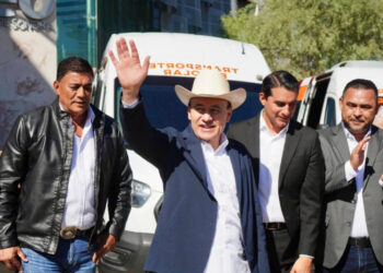 Lleva Gobernador Durazo transporte gratuito a estudiantes que no contaban con movilidad para llegar a sus planteles escolares