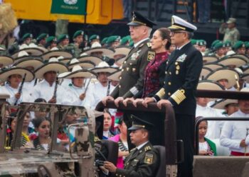 EL MUNDO ENTERO VE A MÉXICO CON ADMIRACIÓN; LAS Y LOS MEXICANOS EN EUA SON HÉROES DE LA PATRIA: Presidenta Claudia Sheinbaum