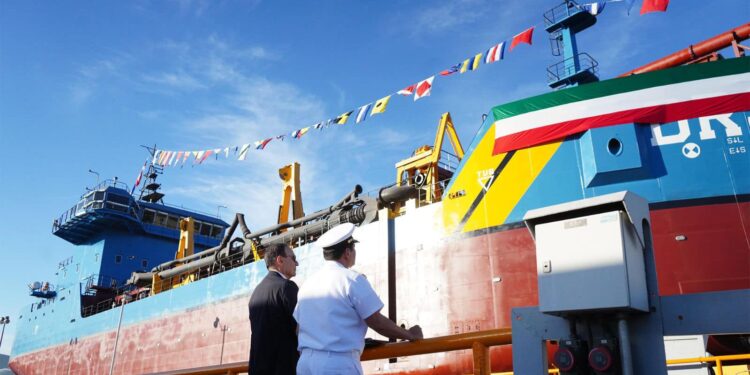 Gobernador Durazo potencia al Puerto de Guaymas con primer barco para mantenimiento de rutas marítimas en México