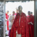 El papa abrió la Puerta Santa en la cárcel de Rebibbia de Roma