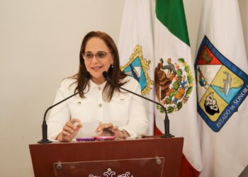 Presenta Ayuntamiento de Guaymas a las y los candidatos a reina y rey del Carnaval Guaymas 2025 “La fiesta es nuestra”.