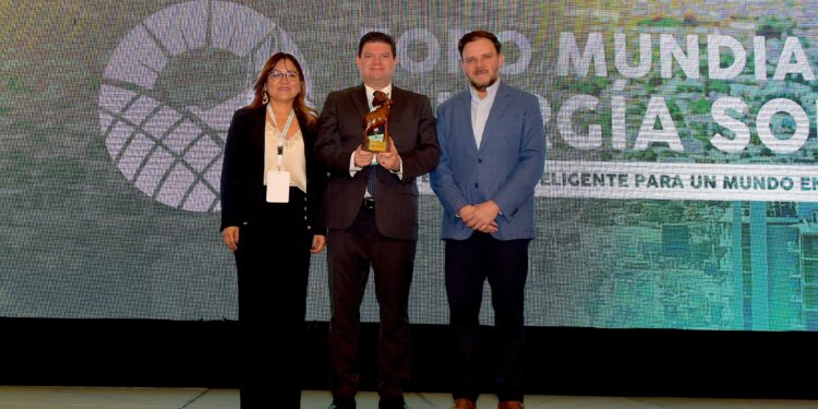Presenta AMECC avances hacia la ciudad solar en Foro Mundial de Energía Solar 2024