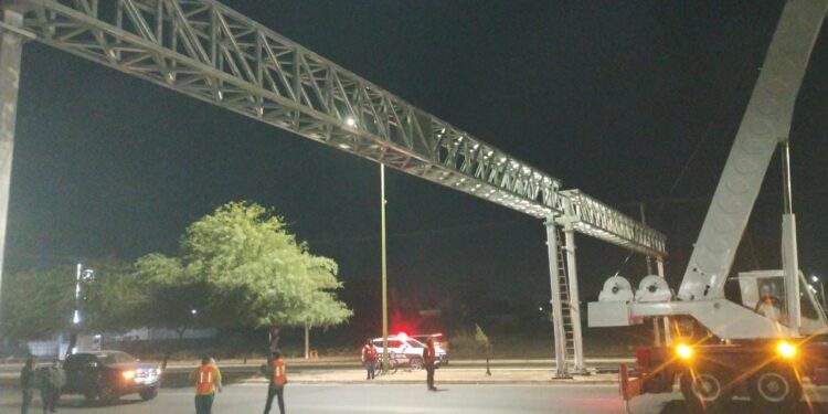 Avanza Ayuntamiento de Hermosillo con instalación de arcos de seguridad vial