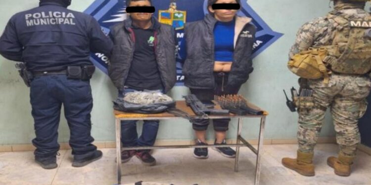 Asegura SSPM y MARINA en operativo nocturno drogas, cartuchos y arma de fuego