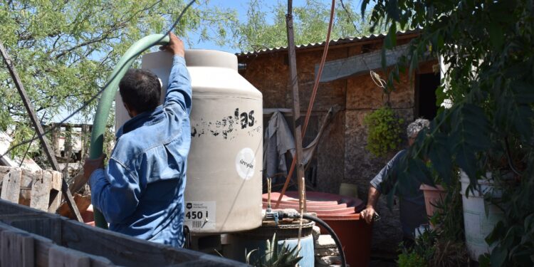 Garantiza Oomapas distribución de agua en periodo de vacaciones