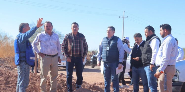 Javier Lamarque supervisa avances en obra hidráulica que beneficiará al sur de Cajeme