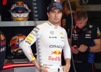 Christian Horner revela qué futuro le depara al «Checo» en Red Bull