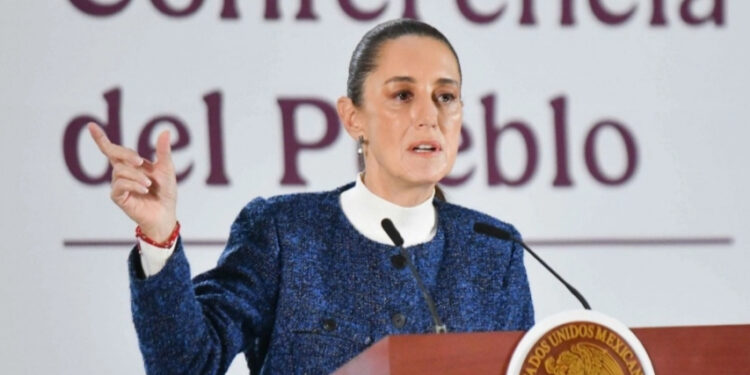 Debe Salinas Pliego pagar los impuestos que adeuda: Sheinbaum