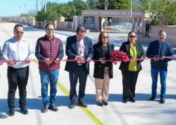 Entrega alcaldesa Karla Córdova González obra de pavimentación en acceso a ITSON