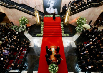 Emotivo último adiós a Silvia Pinal