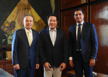 Gobernador Durazo y SEP fortalecen becas y programas educativos con más presupuesto para Sonora