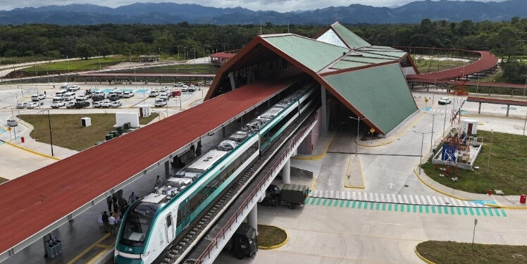 Destaca Sheinbaum hazaña de concluir Tren Maya en 4 años