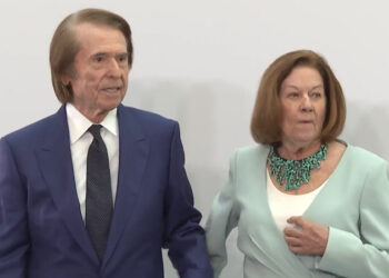 Raphael ingresa al hospital tras accidente cerebrovascular durante grabación