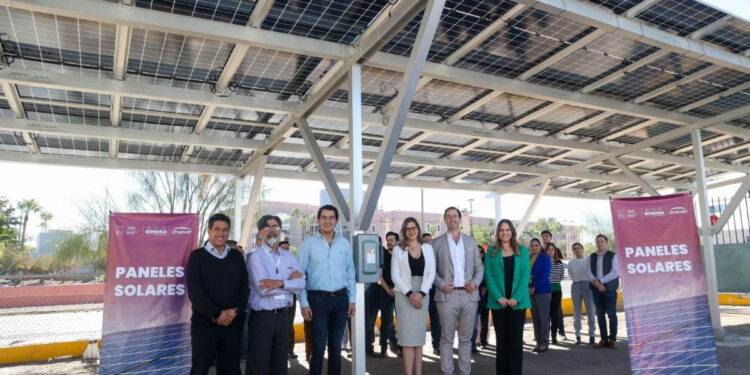 Gobierno de Sonora inicia uso de energía solar en oficinas de la Secretaría de Economía y Turismo