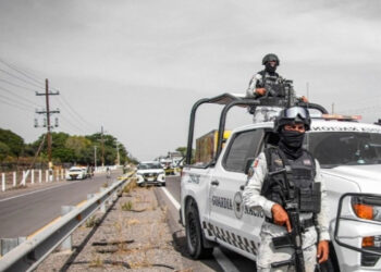 Vehículo incendiado y no coche bomba en Culiacán, precisa Harfuch