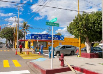 Semaforización y señalización realiza Trabajos de rehabilitación en el cruce de las calles Chihuahua y 6 de Abril en Cajeme