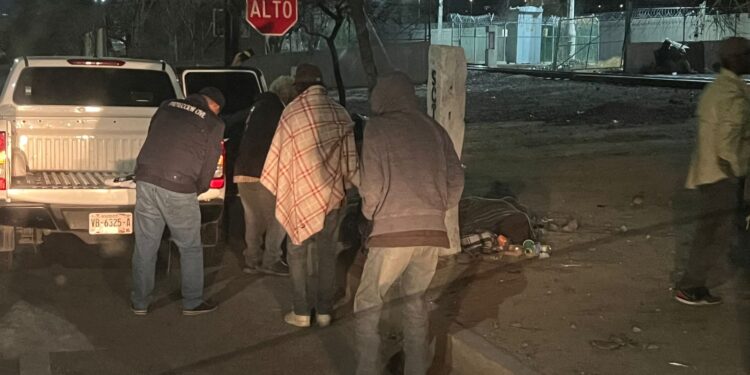 Brinda Ayuntamiento de Hermosillo albergue temporal a 30 adultos y 3 menores