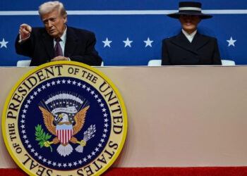 Calma y cabeza fría frente a decretos de Trump, pide Sheinbaum