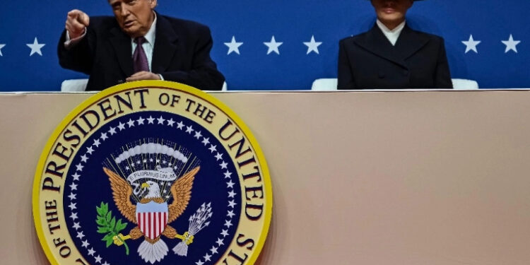 Calma y cabeza fría frente a decretos de Trump, pide Sheinbaum