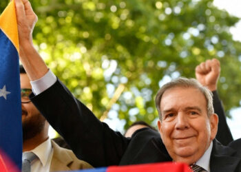 Edmundo González se reúne hoy con Biden en la Casa Blanca