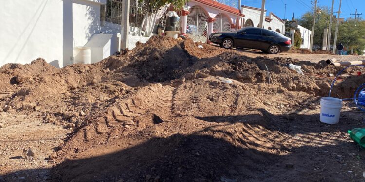 Inicia pavimentación de la calle Plateros