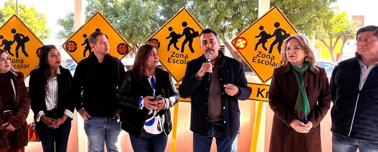 Pone en marcha Javier Lamarque programa de señalización vial en zonas escolares de Cajeme