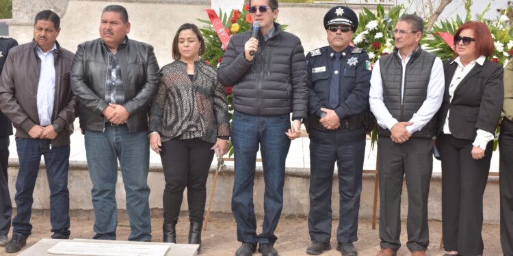 Homenajea Gobierno Municipal A Sus Policías
