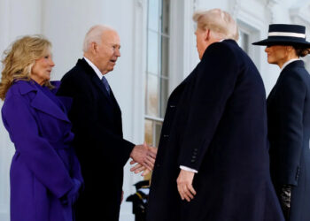 Los Biden dan la bienvenida a los Trump a la Casa Blanca