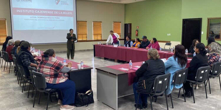 Instituto Cajemense de la Mujer (ICM) Imparte Plática Informativa a Comisarios y Delegados