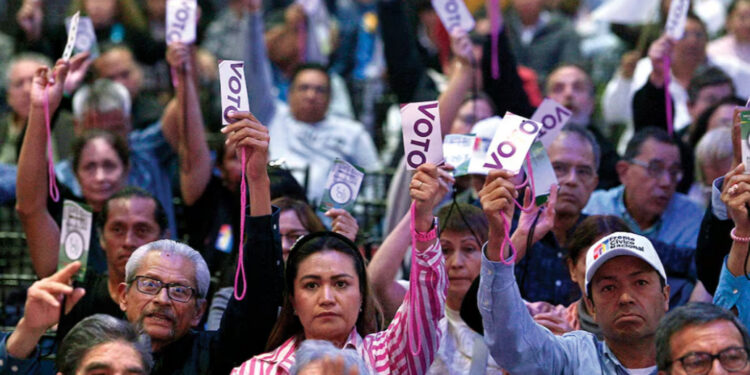 Opositores buscan por separado ser partidos “y a ver que pasa en el camino”