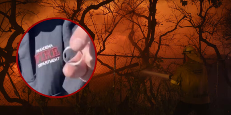 Bombero recupera su anillo de bodas entre escombros de su casa en California | VIDEO
