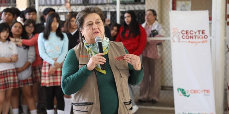 Se suma atleta olímpico al programa CecyteContiGo