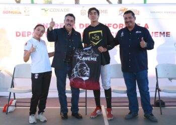 Entrega Javier Lamarque uniformes a más de 800 atletas para los juegos nacionales  CONADE 2025