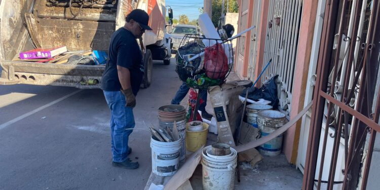 Beneficia Ayuntamiento de Hermosillo a más de mil familias en jornadas de descacharre en la colonia Cuauhtémoc