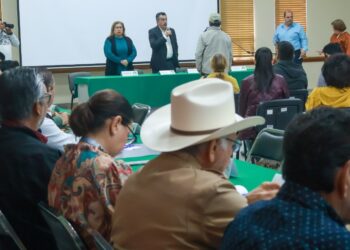 Da solución presidente de Cajeme Javier Lamarque a solicitudes ciudadanas