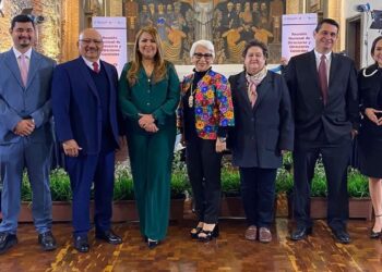 Presente la Dra. Blanca Aurelia Valenzuela en la Primera Reunión Nacional de Directores Generales de los CECyTE