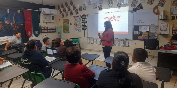 Continúa el Instituto Municipal de la Mujer con pláticas de orientación en escuelas