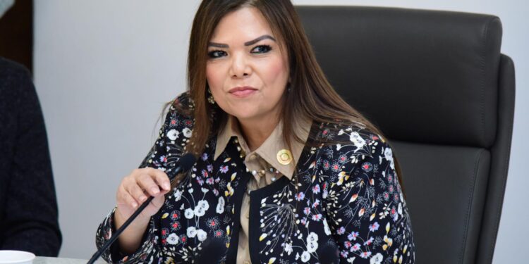 Con enfoque en el crecimiento económico y la solución de problemas regionales instalan Comisión de Desarrollo Productivo y Regional