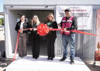 Gobierno de Sonora garantiza acceso al agua potable en Carbó con entrega de purificadora