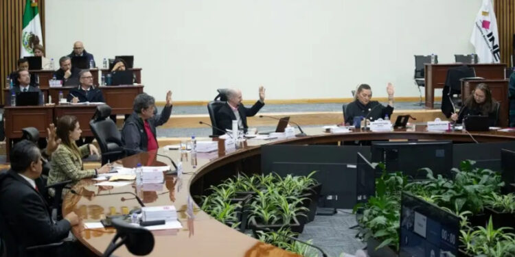 Aprueba INE publicación del listado definitivo de candidaturas judiciales