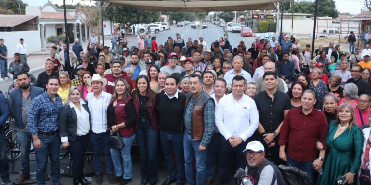 Acompaña alcalde Javier Lamarque a senador Heriberto Aguilar en asamblea informativa en Cajeme